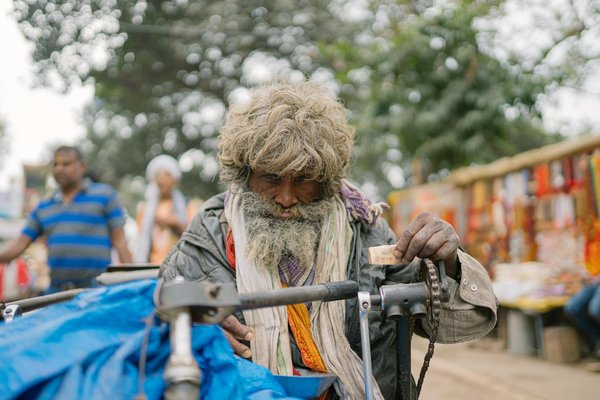 Les 10 commandements : guide moral pour une vie harmonieuse